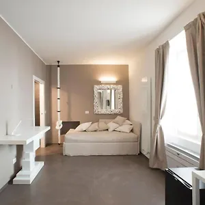 L'ottava , Milan Italy